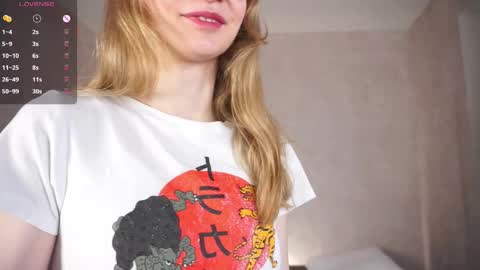 Snapshot of _marvelous_time_ chatting on 09/10/25, 02:55 Gwen online show from 09/10/25, 02:55