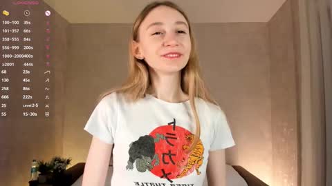  Gwen  online show from 11/08/25, 03:07