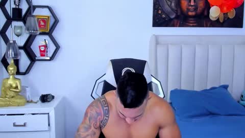 _matthew_santos_ online show from 11/07/25, 10:10