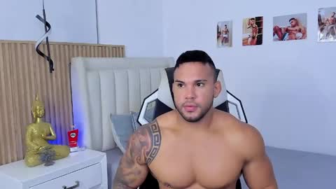 _matthew_santos_ online show from 04/21/26, 03:02