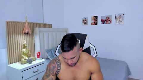 _matthew_santos_ online show from 04/22/26, 01:08