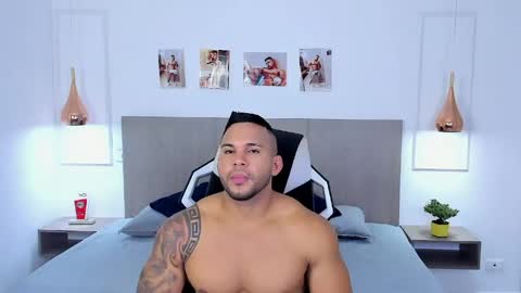 _matthew_santos_ online show from 05/10/26, 12:49