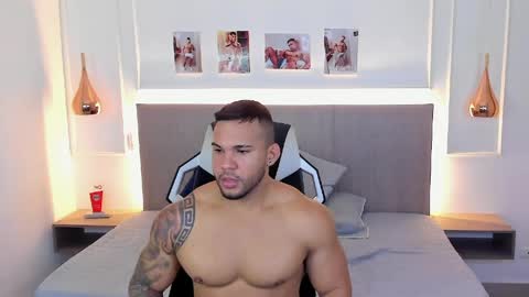 _matthew_santos_ online show from 06/02/26, 12:01