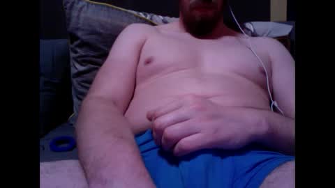 Snapshot of _maverick1985_ chatting on 03/08/25, 11:28 _maverick1985_ online show from 03/08/25, 11:28