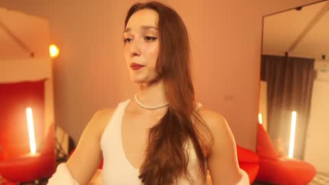Snapshot of _meganmeow_ chatting on 01/17/25, 01:15  Saturday - start 2030-2130 GMT online show from 01/17/25, 01:15