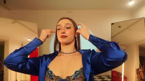 Snapshot of _meganmeow_ chatting on 01/23/25, 01:51  Saturday - start 2030-2130 GMT online show from 01/23/25, 01:51