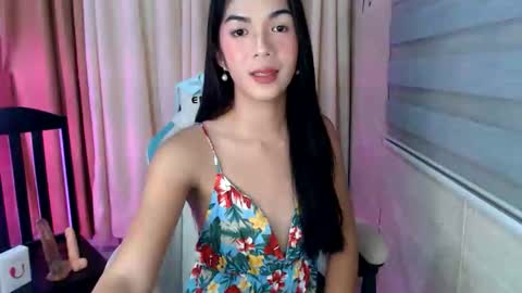 Snapshot of _mellyxxx chatting on 02/02/26, 02:38 Melly online show from 02/02/26, 02:38