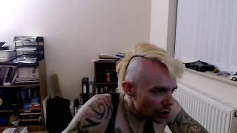 Snapshot of _mercy_me_ chatting on 06/15/26, 12:02 _mercy_me_ online show from 06/15/26, 12:02