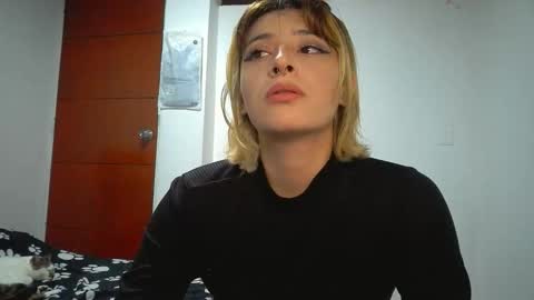 Mia-foster online show from 05/04/26, 08:16
