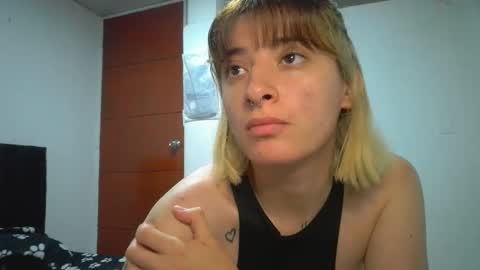 Mia-foster online show from 05/09/26, 12:05