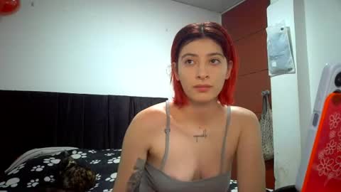 Mia-foster online show from 06/25/26, 09:41