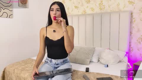 Snapshot of _miaa_monroe chatting on 01/18/26, 07:50 Mia Monroe online show from 01/18/26, 07:50