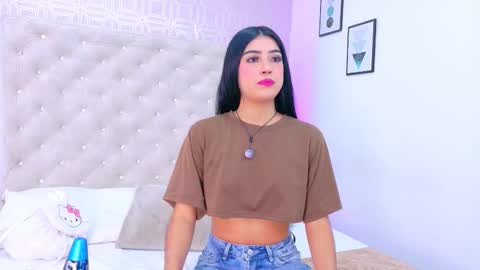 Snapshot of _miaa_monroe chatting on 03/15/26, 07:42 Mia Monroe online show from 03/15/26, 07:42