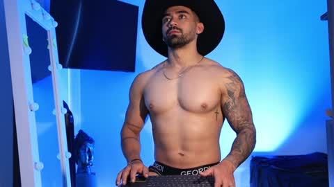 soy mike online show from 01/31/25, 01:56