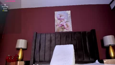 _mila_dyva online show from 06/25/26, 12:31