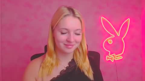 Melanie online show from 11/08/25, 12:16