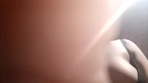 _milkytitsmomxx_ online show from 03/08/25, 07:20