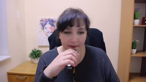 Snapshot of _miranda_sun chatting on 01/12/25, 02:09 Miranda online show from 01/12/25, 02:09