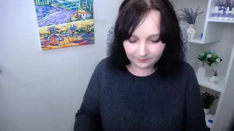 Snapshot of _miranda_sun chatting on 10/27/25, 09:35 Miranda online show from 10/27/25, 09:35
