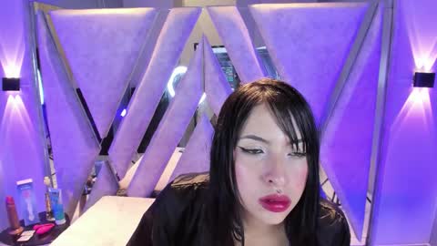 Snapshot of _mishell22 chatting on 03/29/26, 01:11 _mishell22 online show from 03/29/26, 01:11