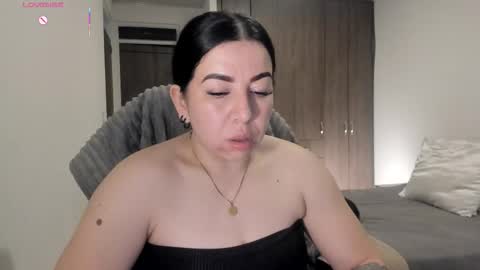 _miss_coco_ online show from 12/16/25, 11:54