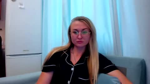 Eva online show from 09/20/25, 12:17