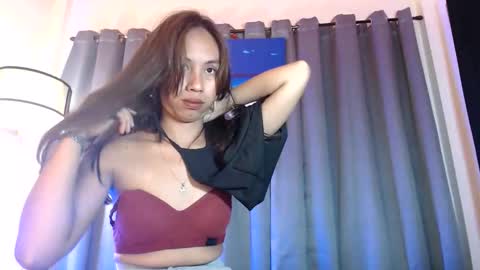 Snapshot of _miss_melody chatting on 05/18/26, 12:18 _miss_melody online show from 05/18/26, 12:18