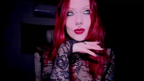 Snapshot of _misseva_ chatting on 04/28/26, 11:21 Miss Eva. if anyone in NYK to fuck here is sissy sn - online show from 04/28/26, 11:21