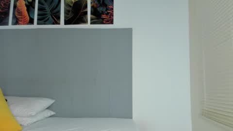 _molly_rosse_ online show from 10/08/25, 12:25