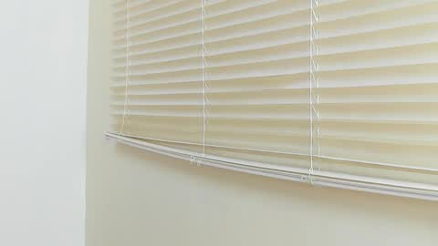 _molly_rosse_ online show from 10/15/25, 12:05