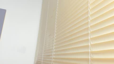 _molly_rosse_ online show from 12/18/25, 11:49