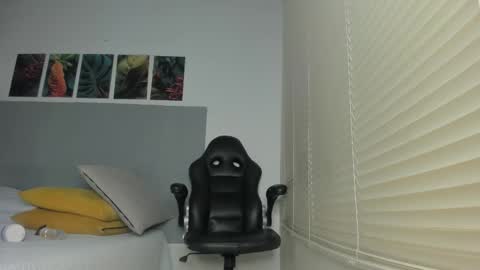 _molly_rosse_ online show from 02/14/26, 12:02