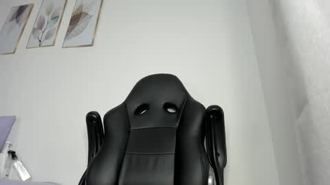 _molly_rosse_ online show from 06/08/26, 12:16
