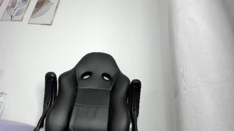 _molly_rosse_ online show from 06/22/26, 11:51