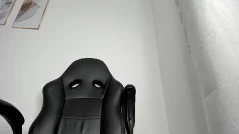 _molly_rosse_ online show from 06/27/26, 11:59