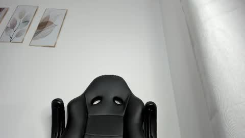 _molly_rosse_ online show from 06/29/26, 12:05