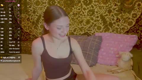 Mona online show from 02/21/26, 02:18