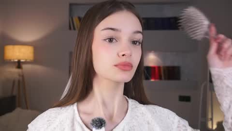 Snapshot of _moonlit_melody_ chatting on 03/15/26, 06:03 Margo online show from 03/15/26, 06:03