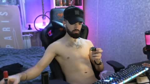 Ask me online show from 02/08/25, 06:12