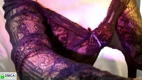 Snapshot of _mystery_valezze chatting on 12/03/25, 04:16 MysteryValezze online show from 12/03/25, 04:16