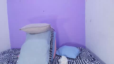 Luna online show from 11/25/25, 11:54