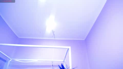 nahomi  online show from 09/20/25, 10:55