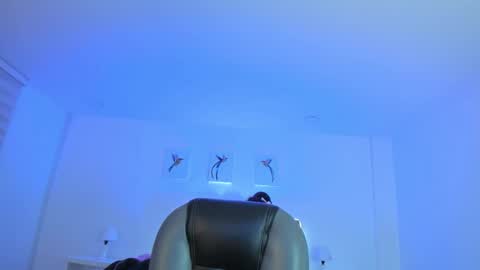 Natalie online show from 11/16/25, 10:43