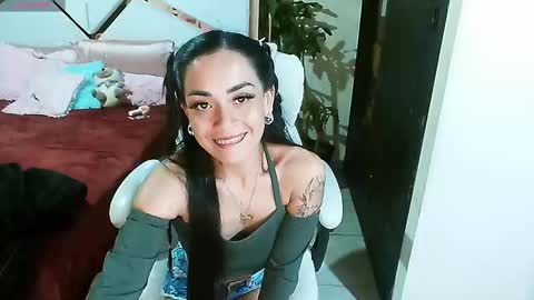 Snapshot of _natashaa19 chatting on 02/23/25, 10:06 Natasha Rodriguez independent model online show from 02/23/25, 10:06