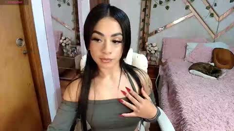 Snapshot of _natashaa19 chatting on 09/26/25, 04:38 Natasha Rodriguez independent model online show from 09/26/25, 04:38