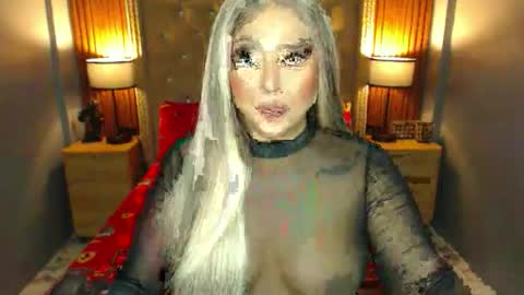 _natashacooper_ online show from 12/21/25, 05:31