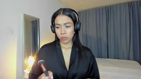 independent model natha online show from 12/11/24, 03:45