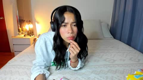 independent model natha online show from 02/25/25, 06:36