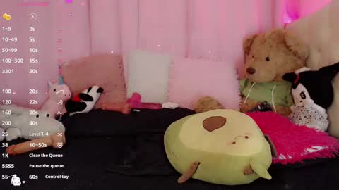 Snapshot of _natsuki chatting on 01/30/25, 06:35 _natsuki online show from 01/30/25, 06:35