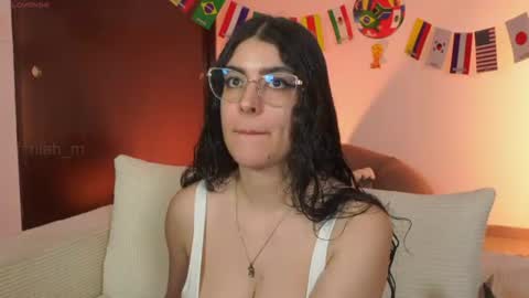 NiniHelp me by giving my show a thumbs up online show from 06/16/26, 02:03